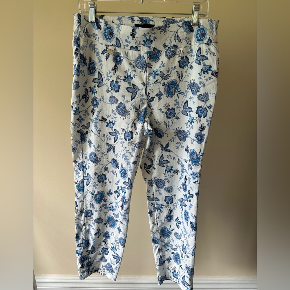 Blue and white floral capris